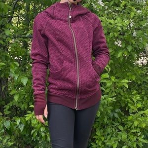 Size 4 Lululemon Scuba Hoody